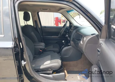 2015 Jeep Patriot Sport z USA, uszkodzony, nr VIN 1C4NJRBB9FD130656